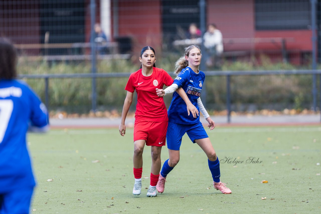 Bild 110 - wCJ Eimsbuettler TV - FC Rosengarten : Ergebnis: 2:0